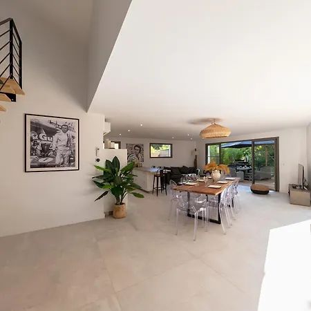 别墅 De Luxe Au Pyla Avec Piscine En Bordure Du Golf D'arcachon, 5 *