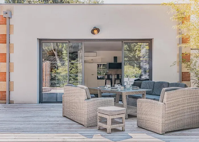 Villa De Luxe Au Pyla Avec Piscine En Bordure Du Golf D'arcachon, 5 *